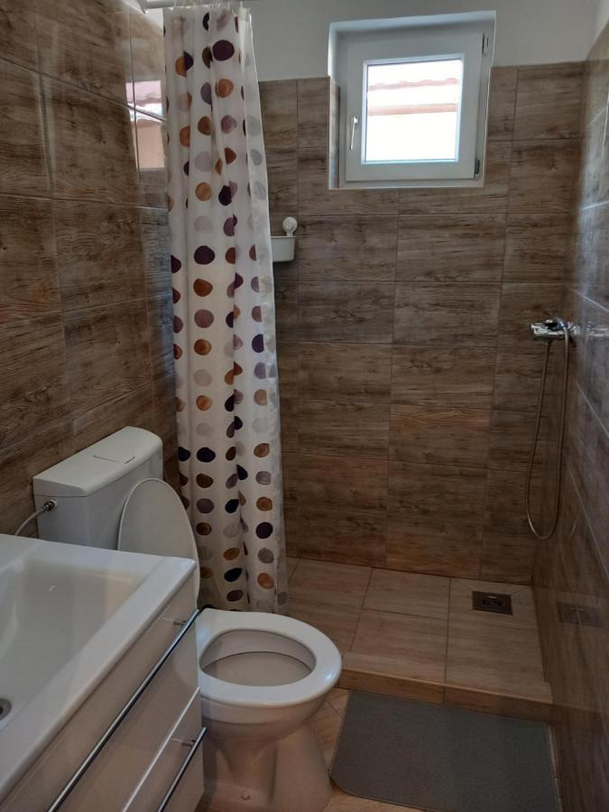 Hanna Apartman Lägenhet Balatonlelle Exteriör bild