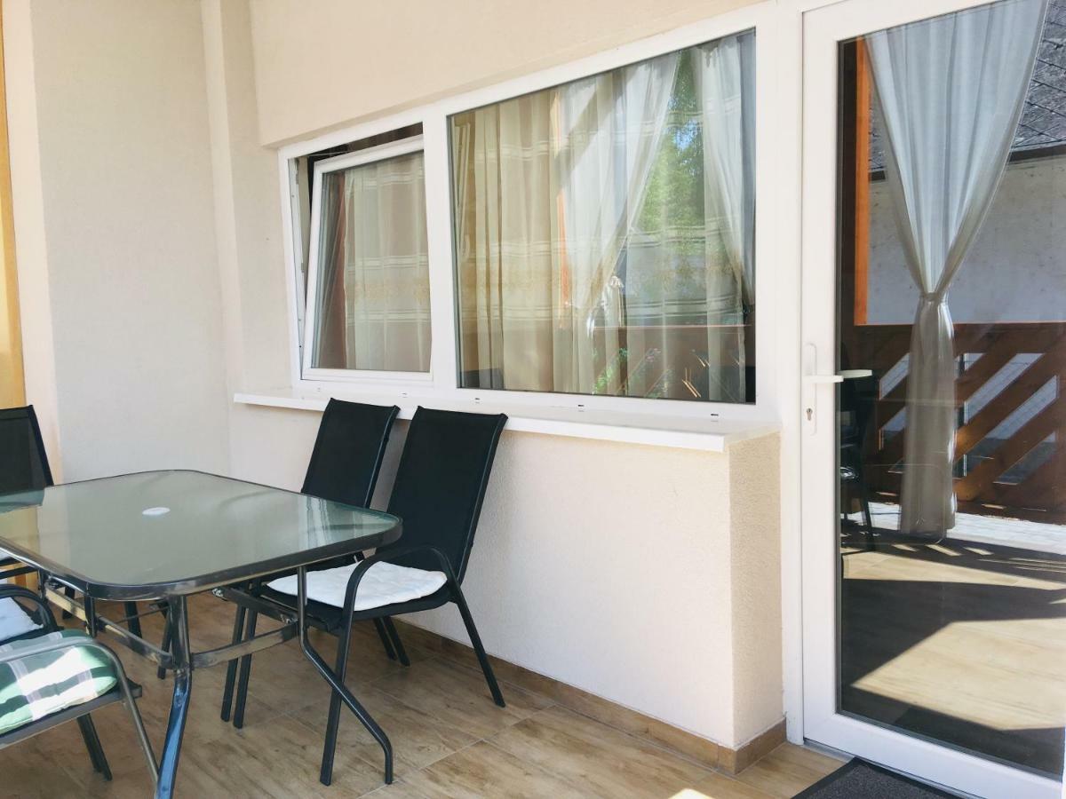 Hanna Apartman Lägenhet Balatonlelle Exteriör bild